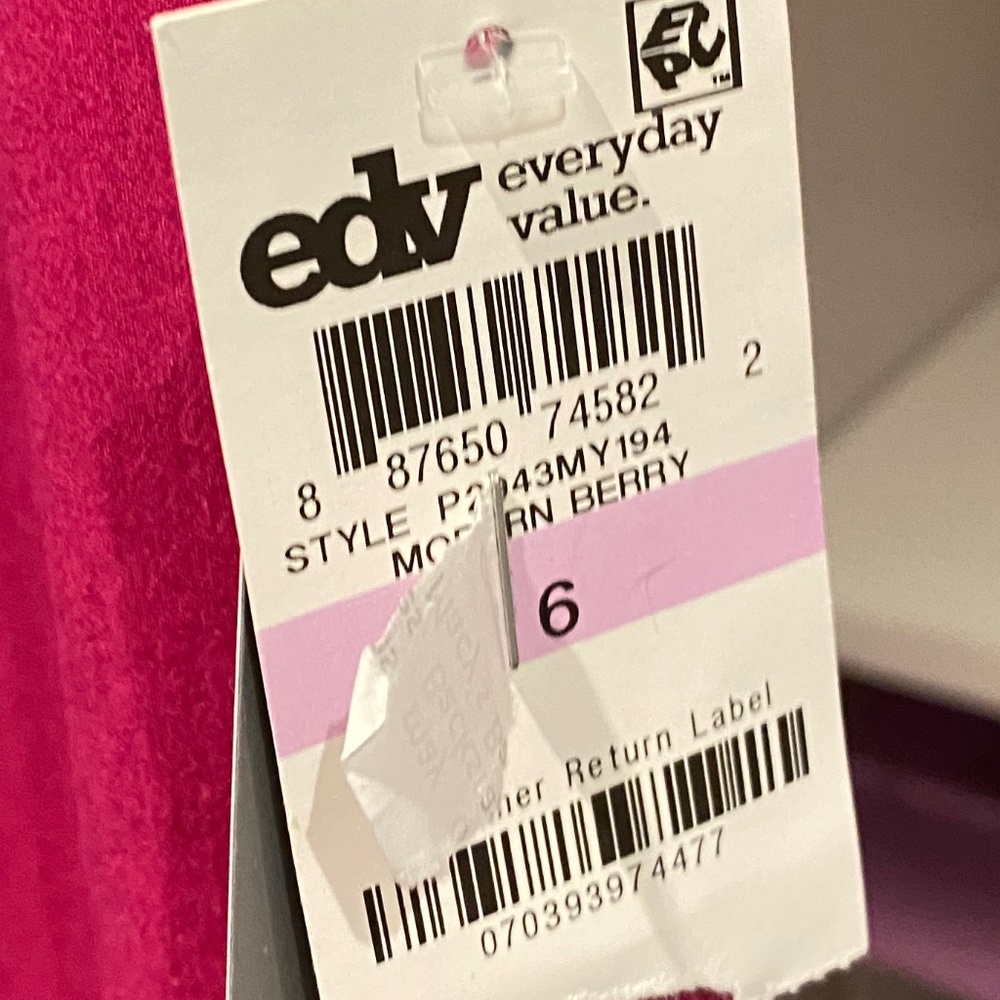 Capris - Picture 3 of 3